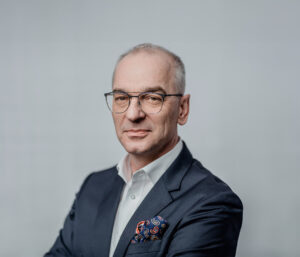 dr hab. Arnold Kłonczyński, prof. UG www