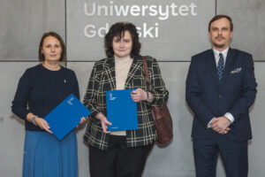 Od lewej: Prorektor ds. Kształcenia dr Ewa Szymczak, prof. UG, Zastępca Dyrektora Urzędu Statystycznego w Gdańsku Anna Mistarz, Dyrektor CKiS dr Piotr Zieliński